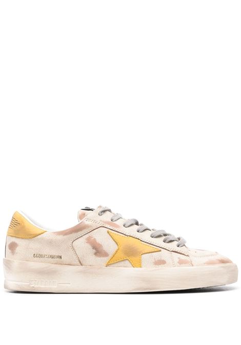 Sneakers basse stardan in beige e giallo Golden Goose - uomo